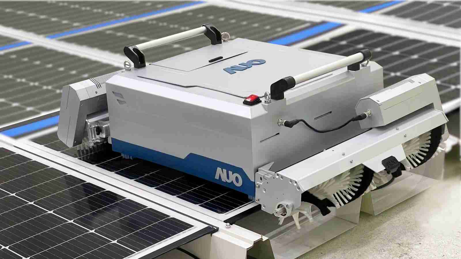 菠菜论坛致力EPC场域技术升级，，导入清洁机器人搭配传感器与AI数据分析，，大幅减少维运成本